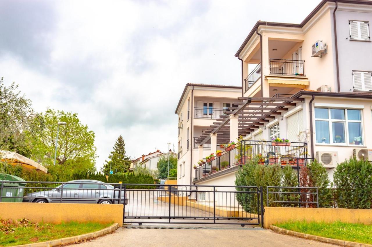 Apartment Botic Poreč Buitenkant foto